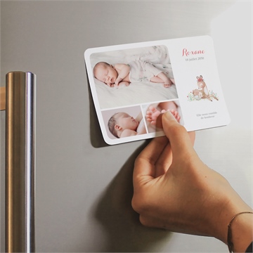 Faire-part naissance a l'ombre du faon magnet - Mise en situation
