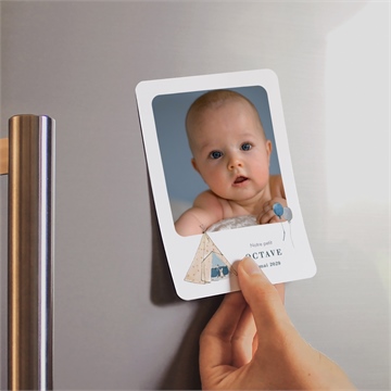 Faire-part naissance petit tipi magnet - Mise en situation