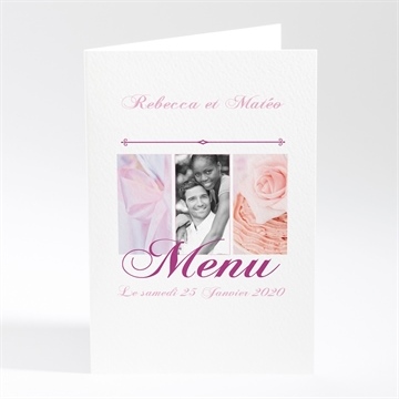 Menu mariage dans un lit de roses