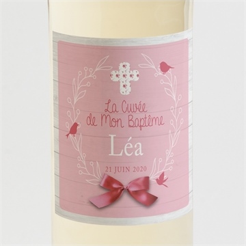 Etiquette de bouteille baptême jolie composition