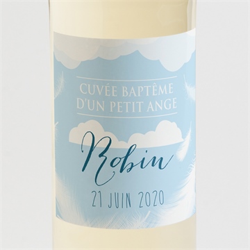 Etiquette de bouteille baptême duvet tout en rondeur