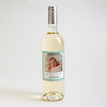 Etiquette de bouteille naissance vert et blanc - Mise en situation