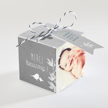 Boîte de dragées baptême découpe originale magnet