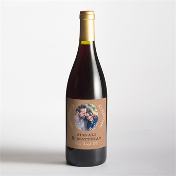 Etiquette de bouteille mariage kraft vintage - Mise en situation