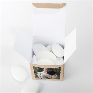 Boîte de dragées mariage typo & kraft - Intérieur de la boîte