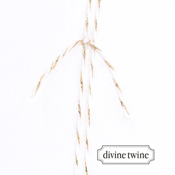 Faire-part naissance douce aquarelle - Détail de la ficelle