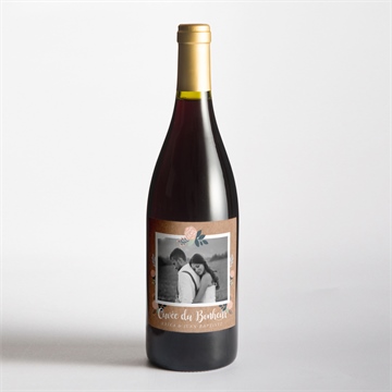 Etiquette de bouteille mariage délicat dénouement - Mise en situation