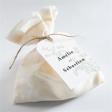 Etiquette mariage belle nature - Mise en situation