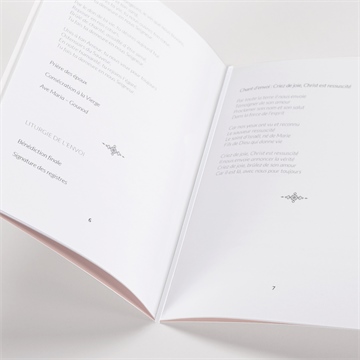 Livret de messe mariage romance rétro - Mise en situation