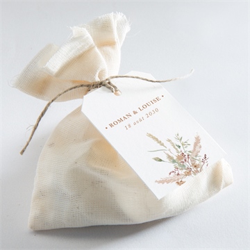 Etiquette mariage beauté délicate - Mise en situation