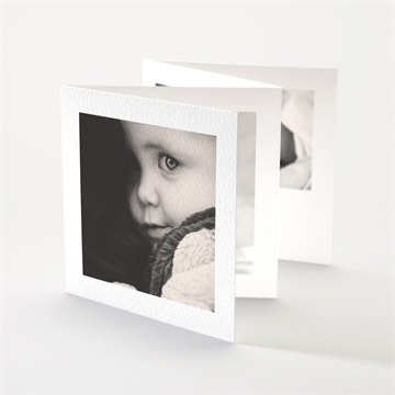 Faire-part naissance portrait intimiste bracelet - Détail du faire-part