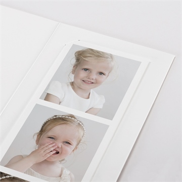 Faire-part de baptême grâce photomaton - Détail du faire-part