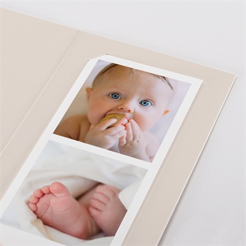 Faire-part de baptême lettre de cuivre photomaton - Détail du faire-part