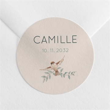 Sticker naissance sur un arbre perché