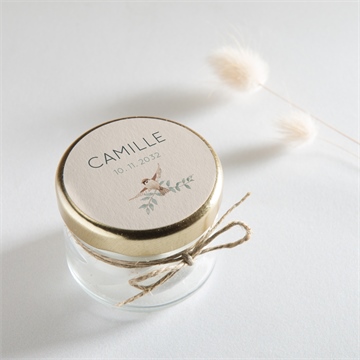 Sticker naissance sur un arbre perché - Mise en situation