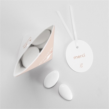 Boîte de dragées baptême colombe beige rosé étui - Intérieur de la boîte