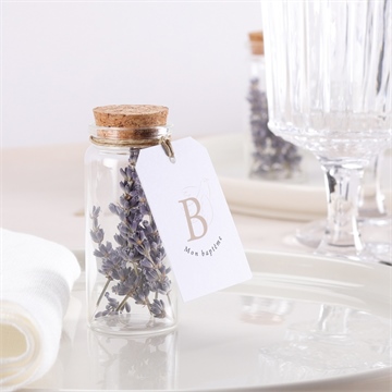 Mignonette baptême initiales d'or étiquette - Mise en situation