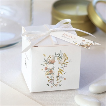 Boîte de dragées baptême tout en joie