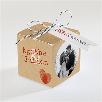 Boîte de dragées mariage passeport vintage