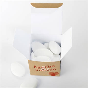 Boîte de dragées mariage passeport vintage - Intérieur de la boîte