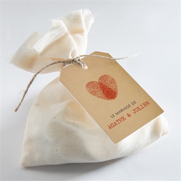 Etiquette mariage passeport vintage - Mise en situation