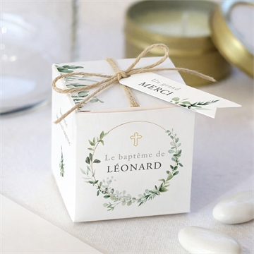 Boîte de dragées baptême l'eucalyptus