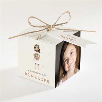 Boîte de dragées communion petite fille argent