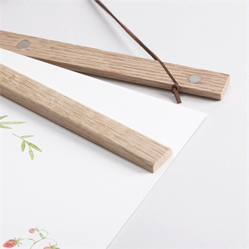 Affiche naissance fraises de printemps - Détail des supports en bois