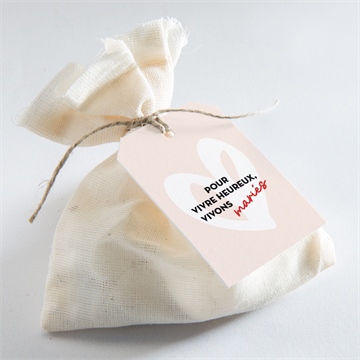 Etiquette mariage coeur - Mise en situation