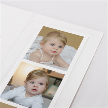 Faire-part de baptême jungle photomaton - Détail du faire-part