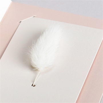 Faire-part de baptême pêle-mêle coeur fleur séchée - Vue zoomée