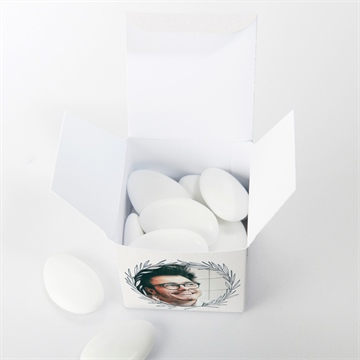 Boîte de dragées baptême couronne végétale adulte - Intérieur de la boîte