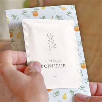 Faire-part naissance motif fruité avec graines - Mise en situation
