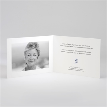 Remerciement décès fleurs bleues plié - Intérieur du remerciement