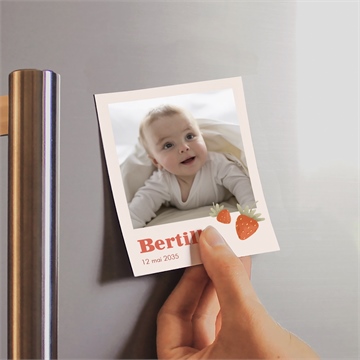 Faire-part naissance vichy et fraises plié duo - Mise en situation