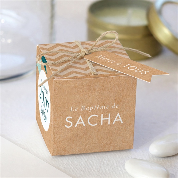 Boîte de dragées baptême Farandole de kraft réf.N340223