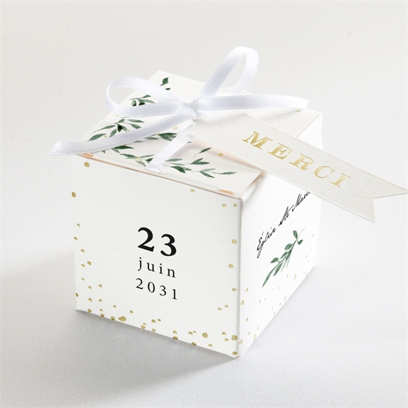 Boîte de dragées baptême décoration végétale dorure