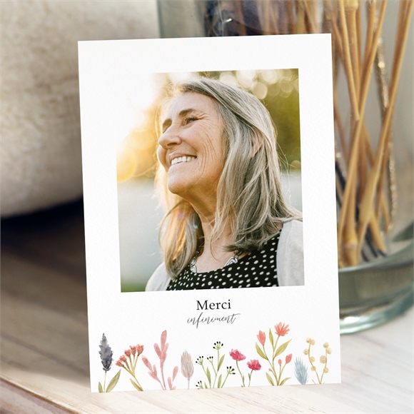 Remerciement décès délicates fleurs portrait