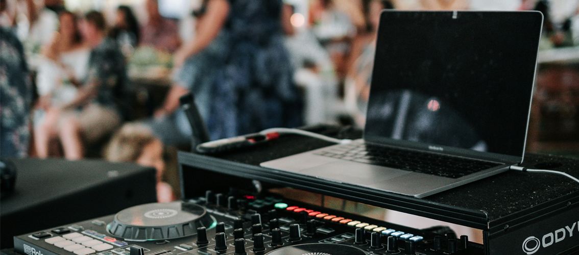 Dj