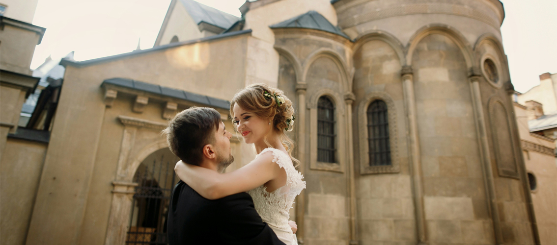 couple &eacute;glise