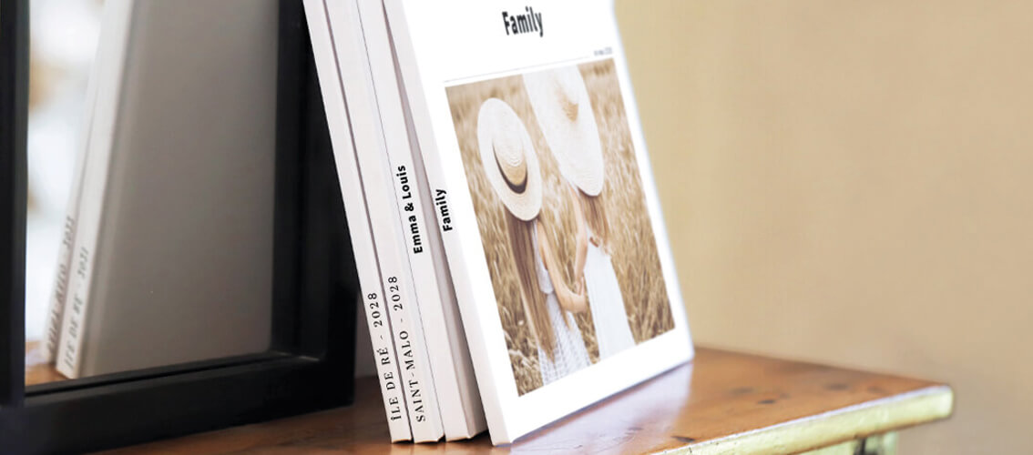 Nos albums-photo posés sur une cheminée